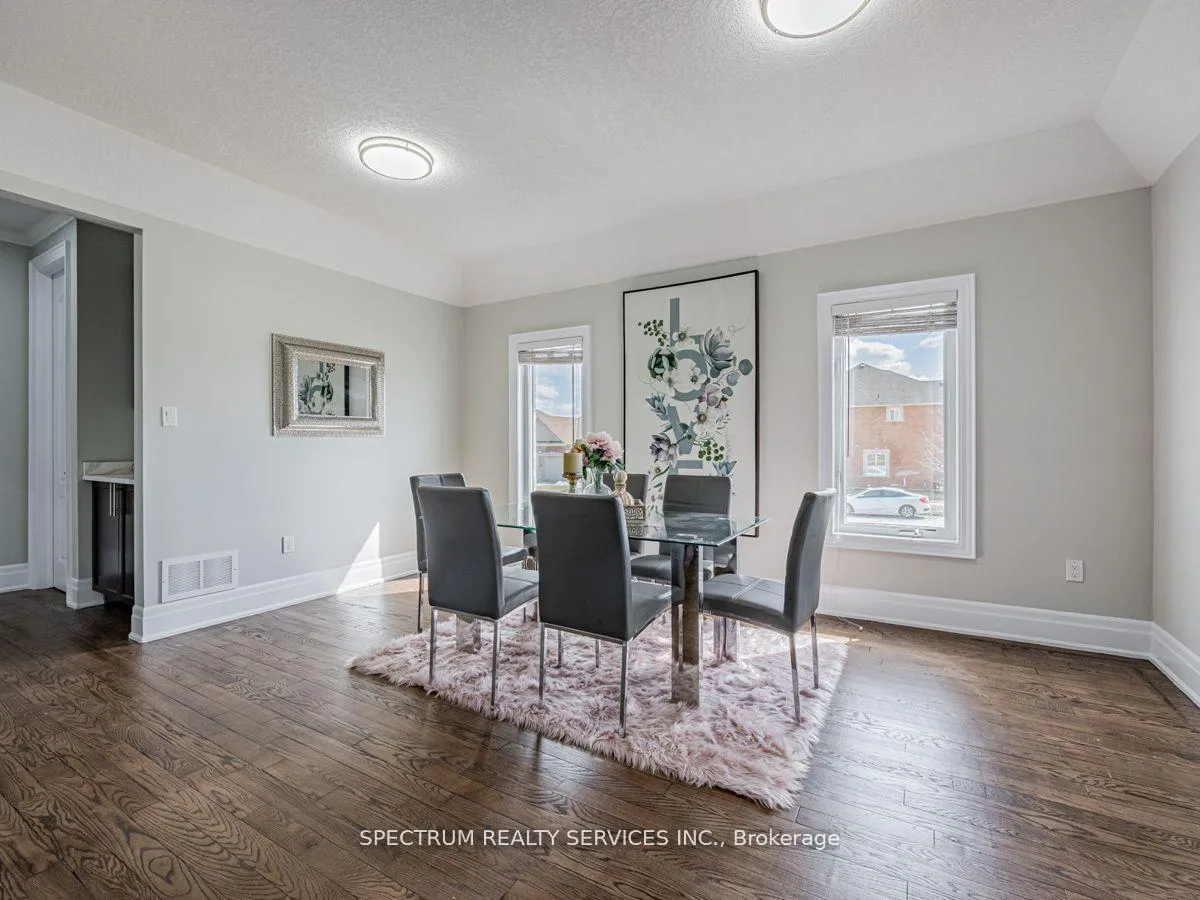 Photo 8 of 1949 Jans Boulevard, Innisfil, Alcona — HOMEH