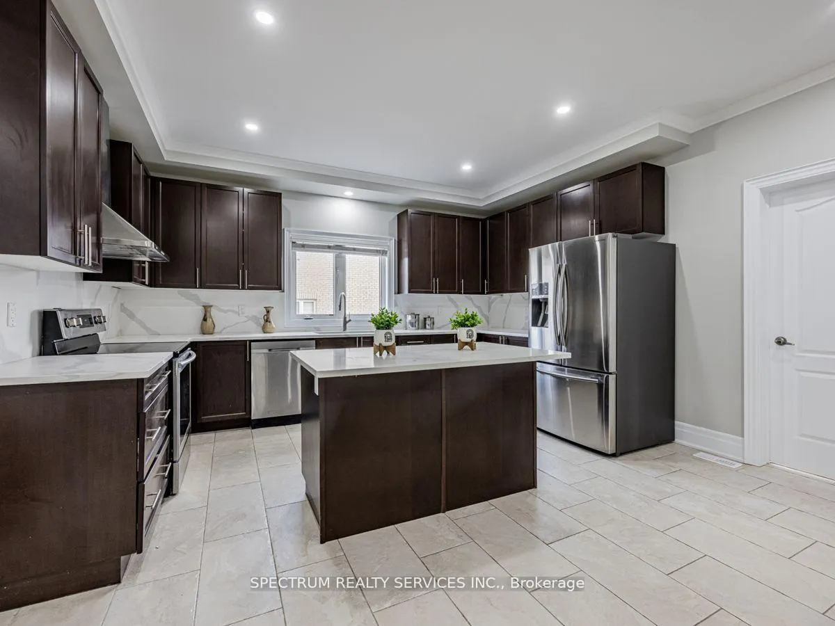 Photo 13 of 1949 Jans Boulevard, Innisfil, Alcona — HOMEH
