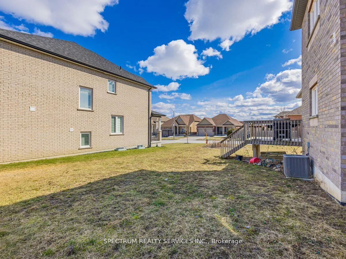 Photo 30 of 1949 Jans Boulevard, Innisfil, Alcona — HOMEH