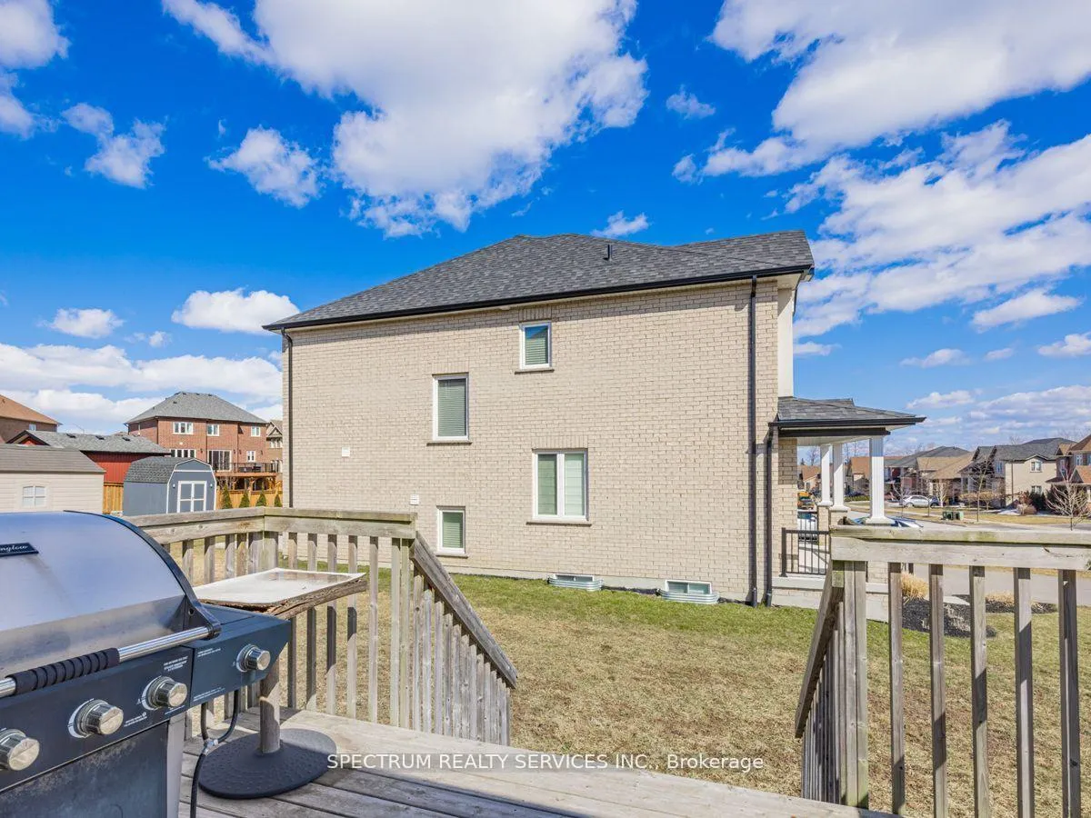 Photo 31 of 1949 Jans Boulevard, Innisfil, Alcona — HOMEH