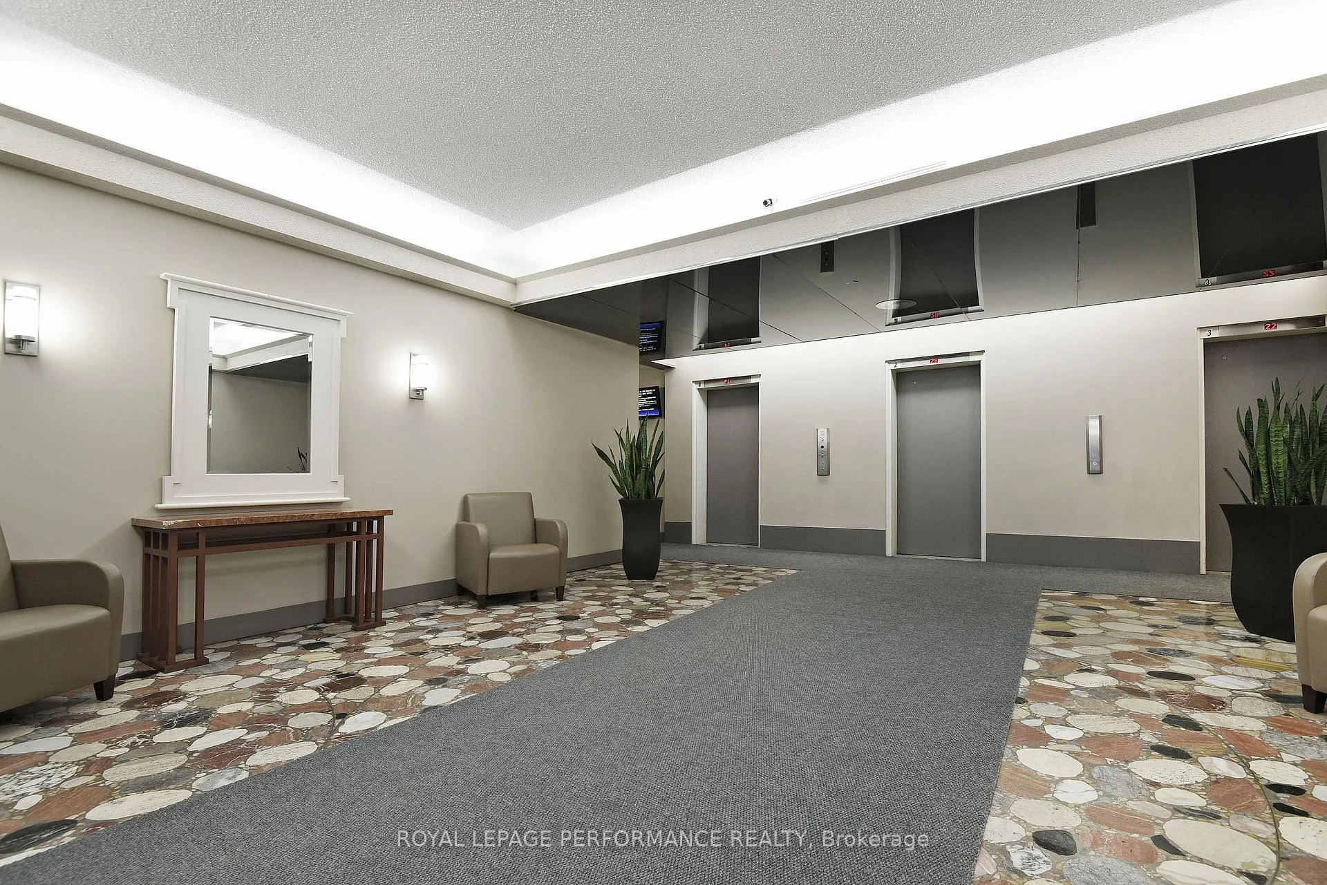 Photo 6 of Unit 1102, 1785 Frobisher Lane, Ottawa, Riverview Park — HOMEH