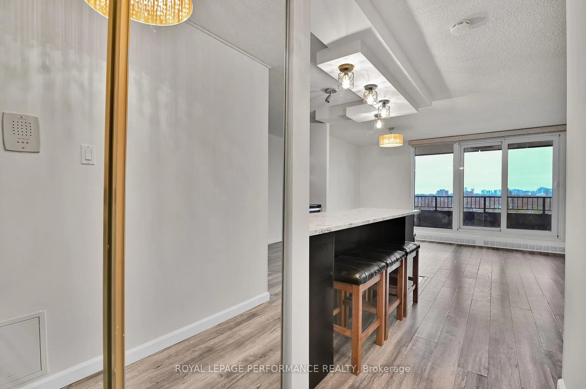 Photo 11 of Unit 1102, 1785 Frobisher Lane, Ottawa, Riverview Park — HOMEH