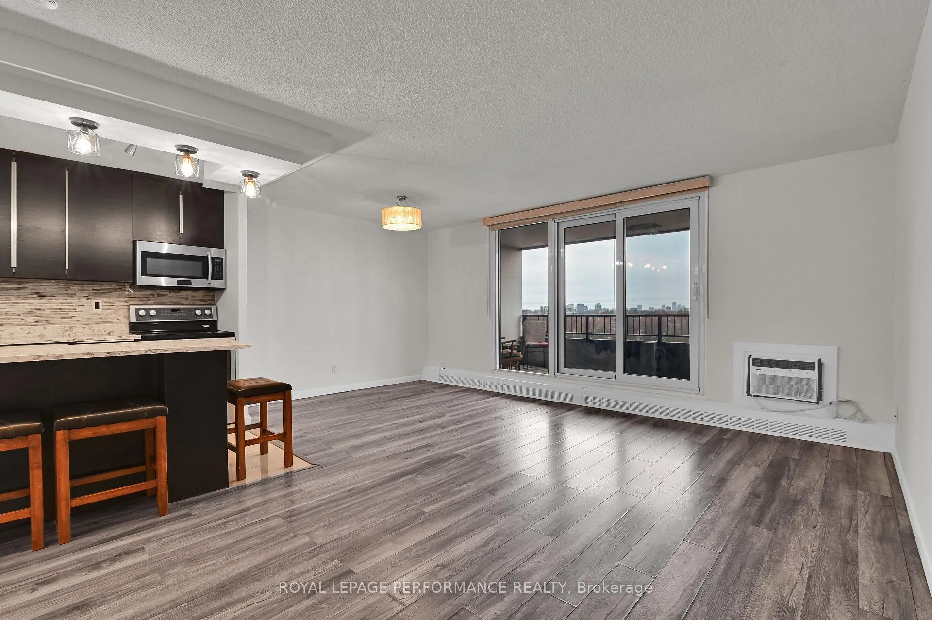 Photo 16 of Unit 1102, 1785 Frobisher Lane, Ottawa, Riverview Park — HOMEH