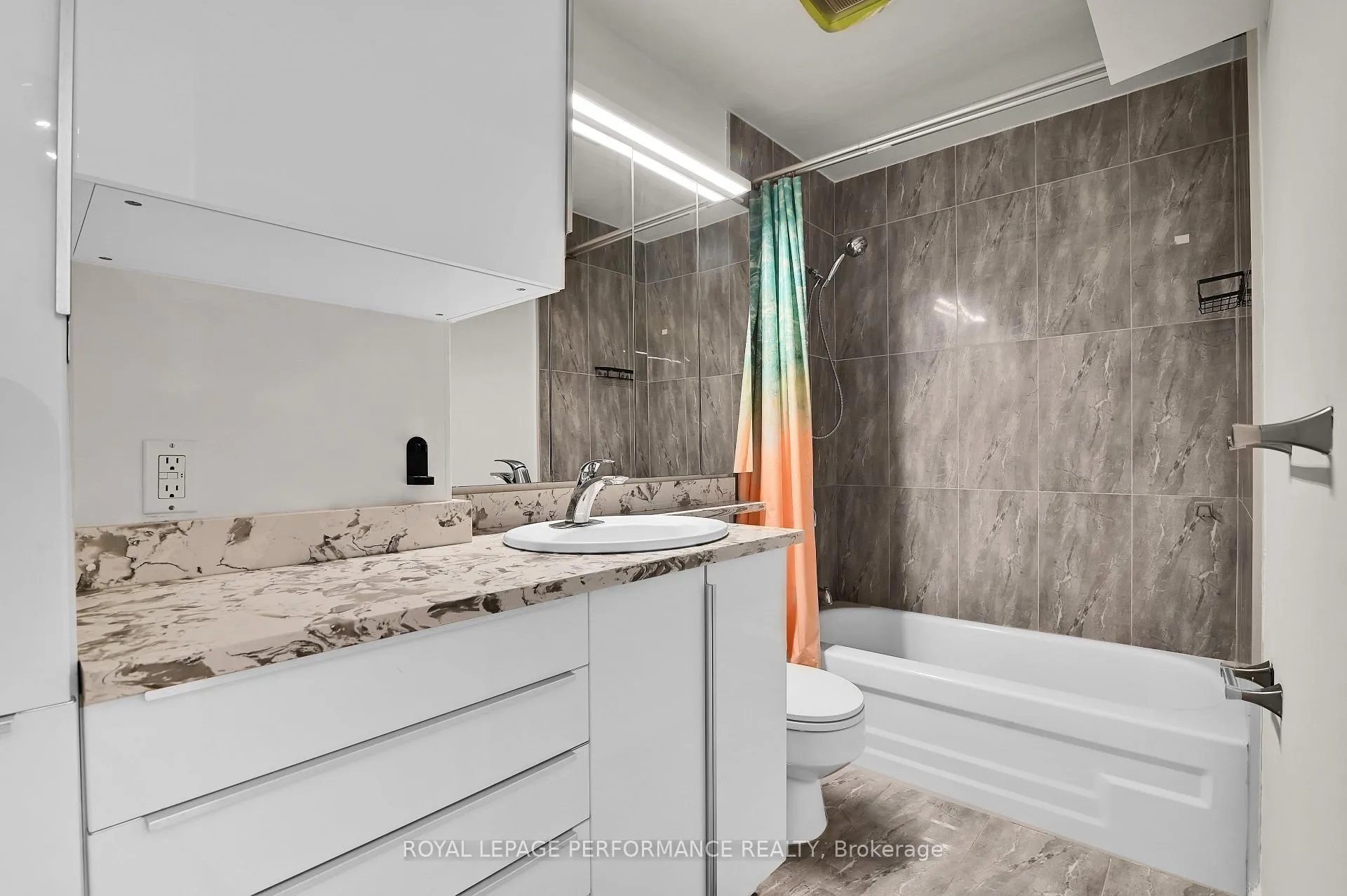 Photo 20 of Unit 1102, 1785 Frobisher Lane, Ottawa, Riverview Park — HOMEH