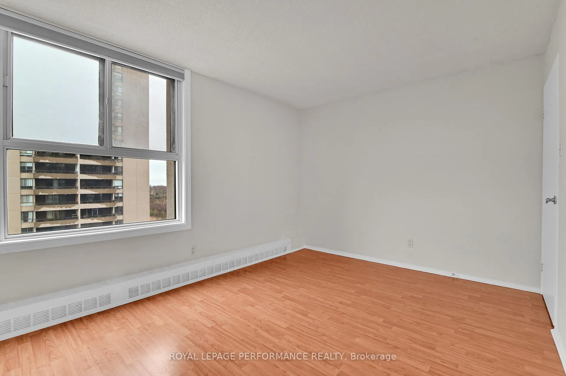 Photo 24 of Unit 1102, 1785 Frobisher Lane, Ottawa, Riverview Park — HOMEH