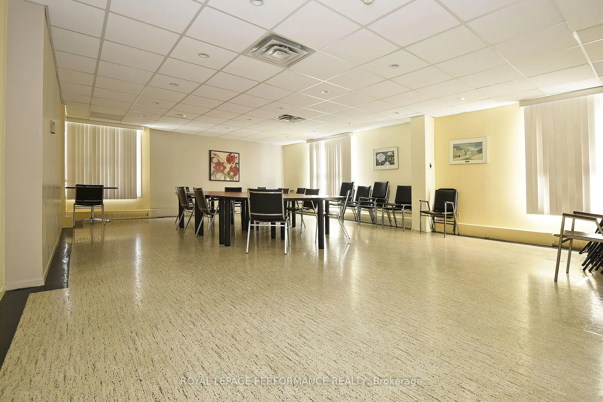 Photo 34 of Unit 1102, 1785 Frobisher Lane, Ottawa, Riverview Park — HOMEH