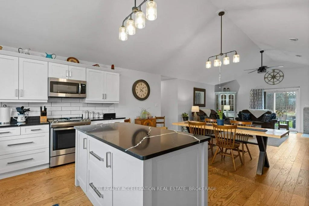 Photo 15 of 4704 County Rd 9, Greater Napanee — HOMEH