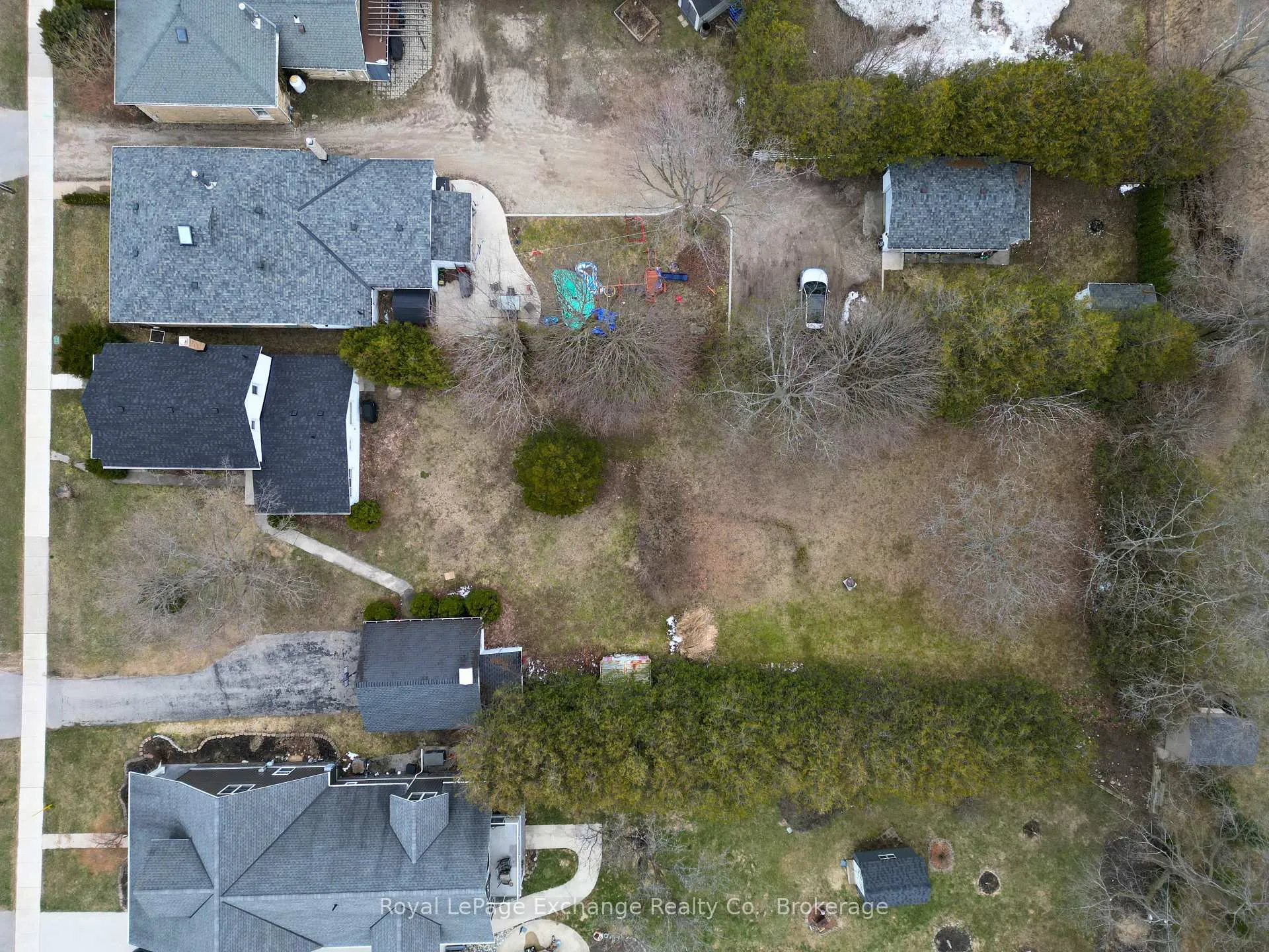 Photo 5 of 535 Queen Street, Kincardine — HOMEH
