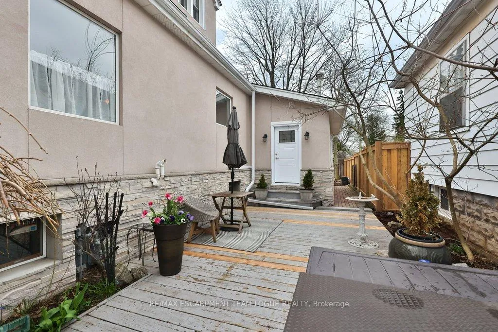 Photo 3 of 23 Searle Street, Hamilton, Centremount — HOMEH