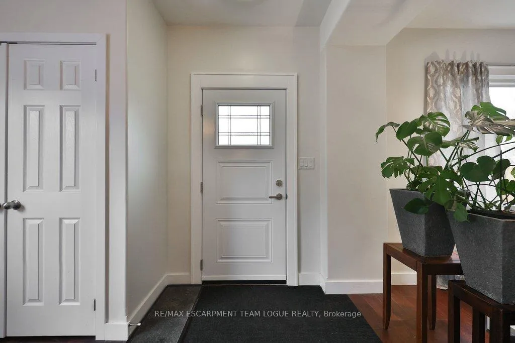Photo 5 of 23 Searle Street, Hamilton, Centremount — HOMEH