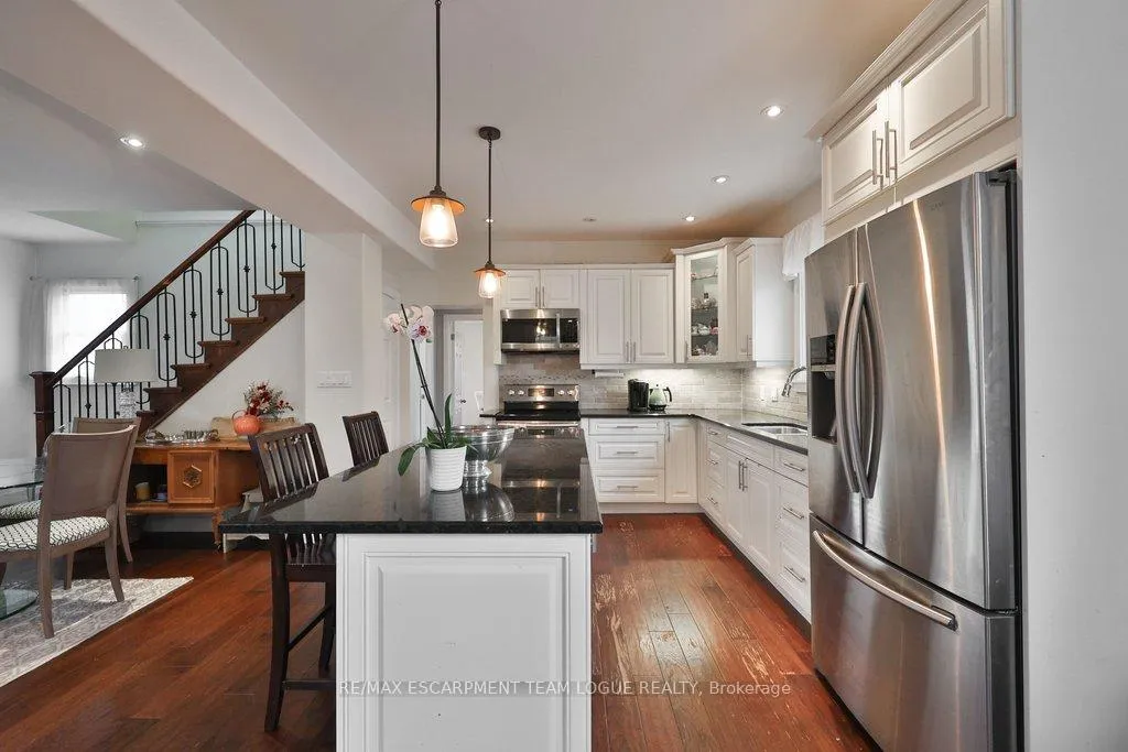 Photo 13 of 23 Searle Street, Hamilton, Centremount — HOMEH