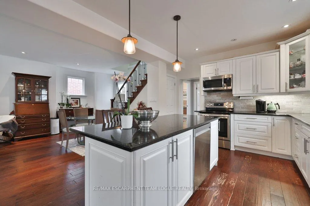 Photo 14 of 23 Searle Street, Hamilton, Centremount — HOMEH