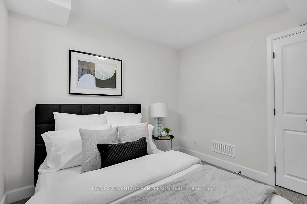 Photo 44 of 175 Bowman Drive, Middlesex Centre, Ilderton — HOMEH