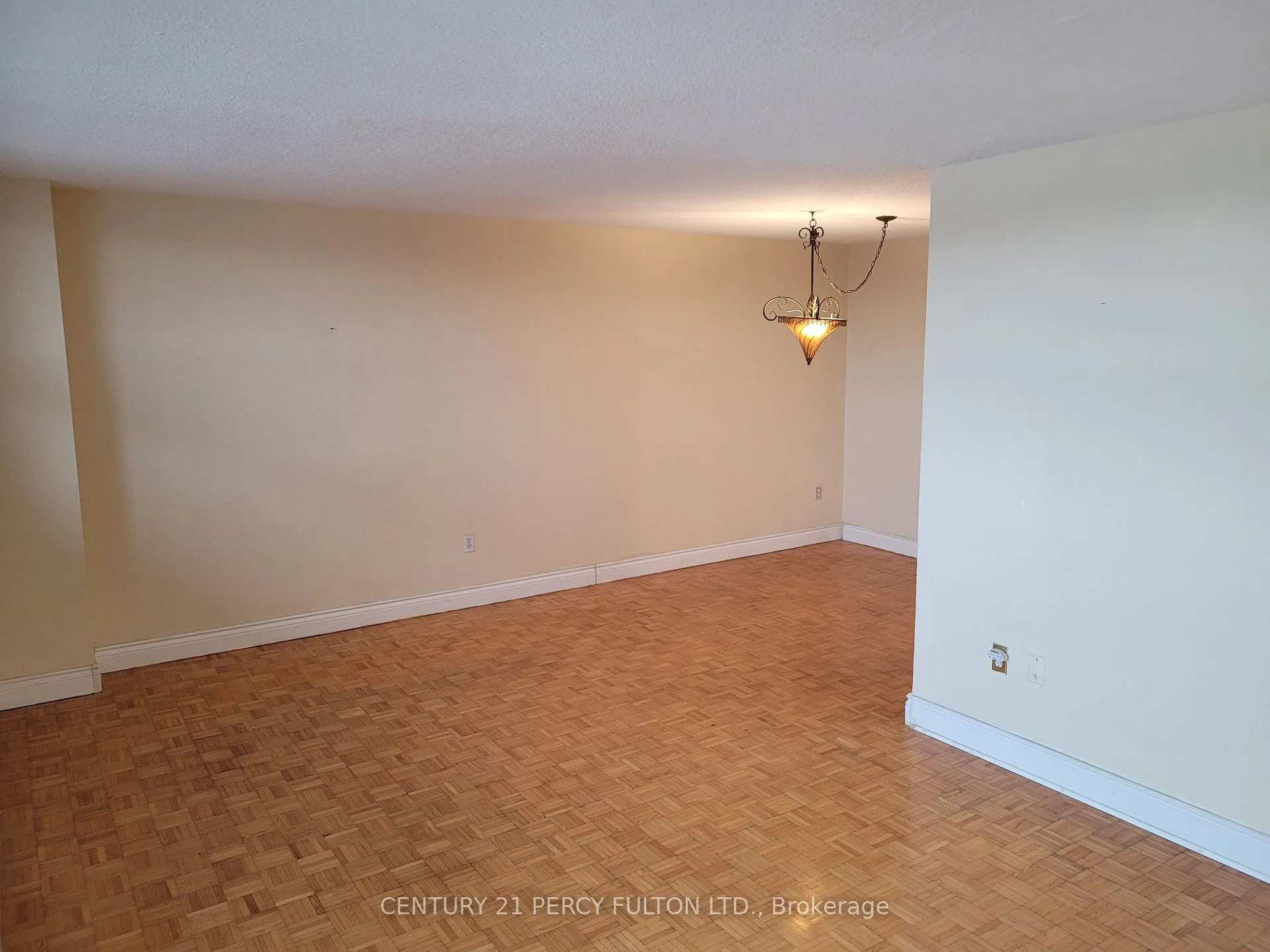 Photo 14 of Unit 1707, 2645 Kipling Avenue, Etobicoke, Mount Olive-Silverstone-Jamestown — HOMEH