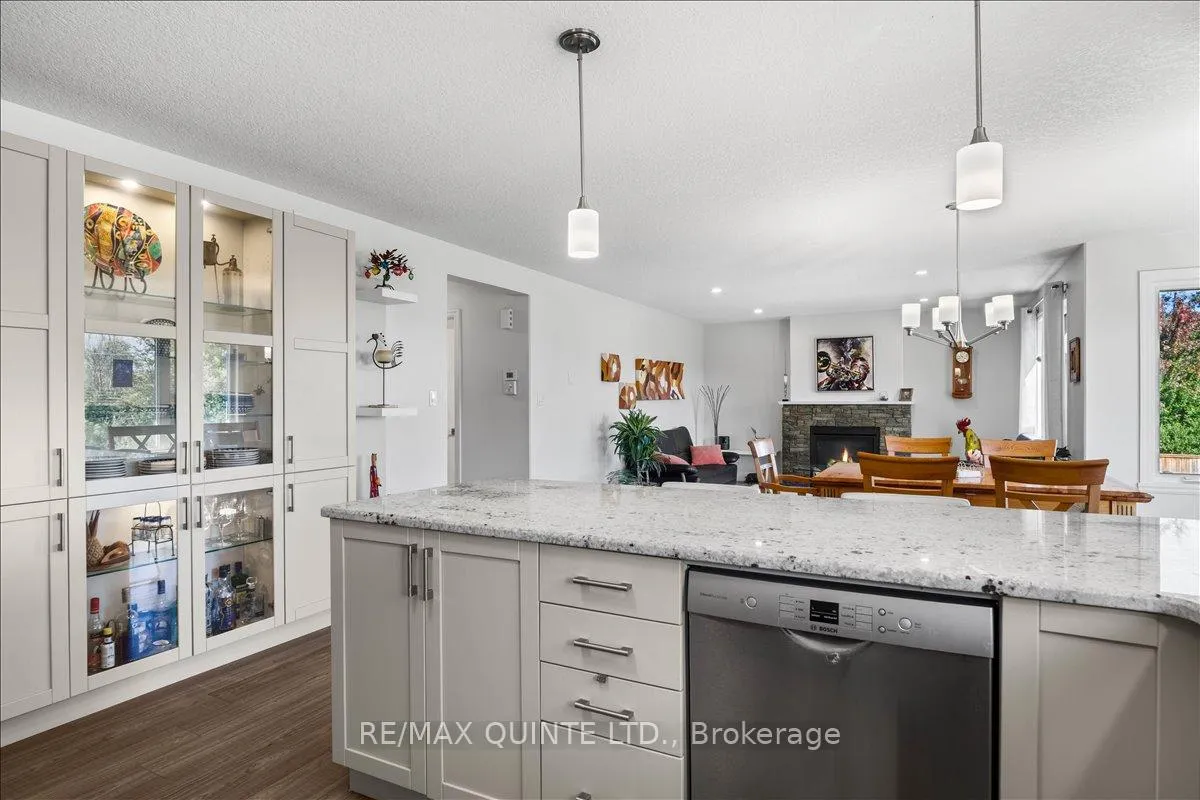 Photo 15 of 6 Granby Court, Belleville, Belleville Ward — HOMEH