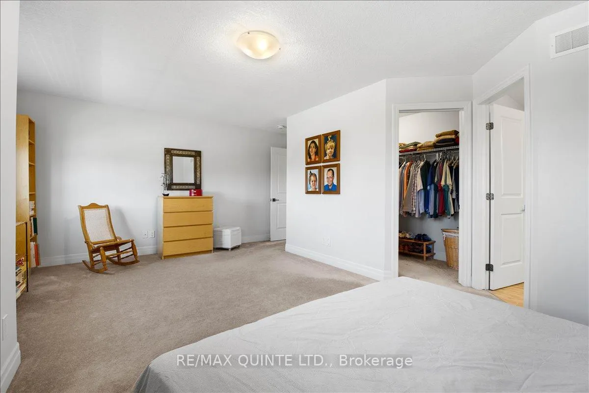 Photo 27 of 6 Granby Court, Belleville, Belleville Ward — HOMEH