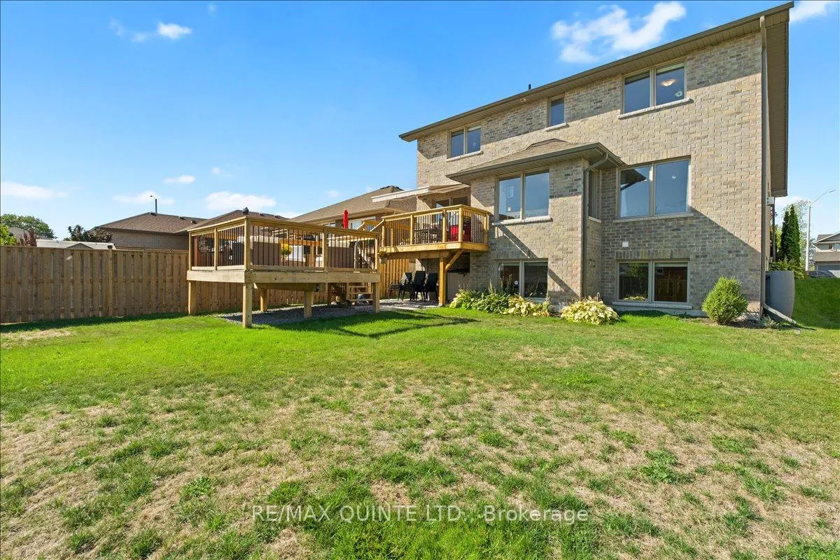 Photo 40 of 6 Granby Court, Belleville, Belleville Ward — HOMEH