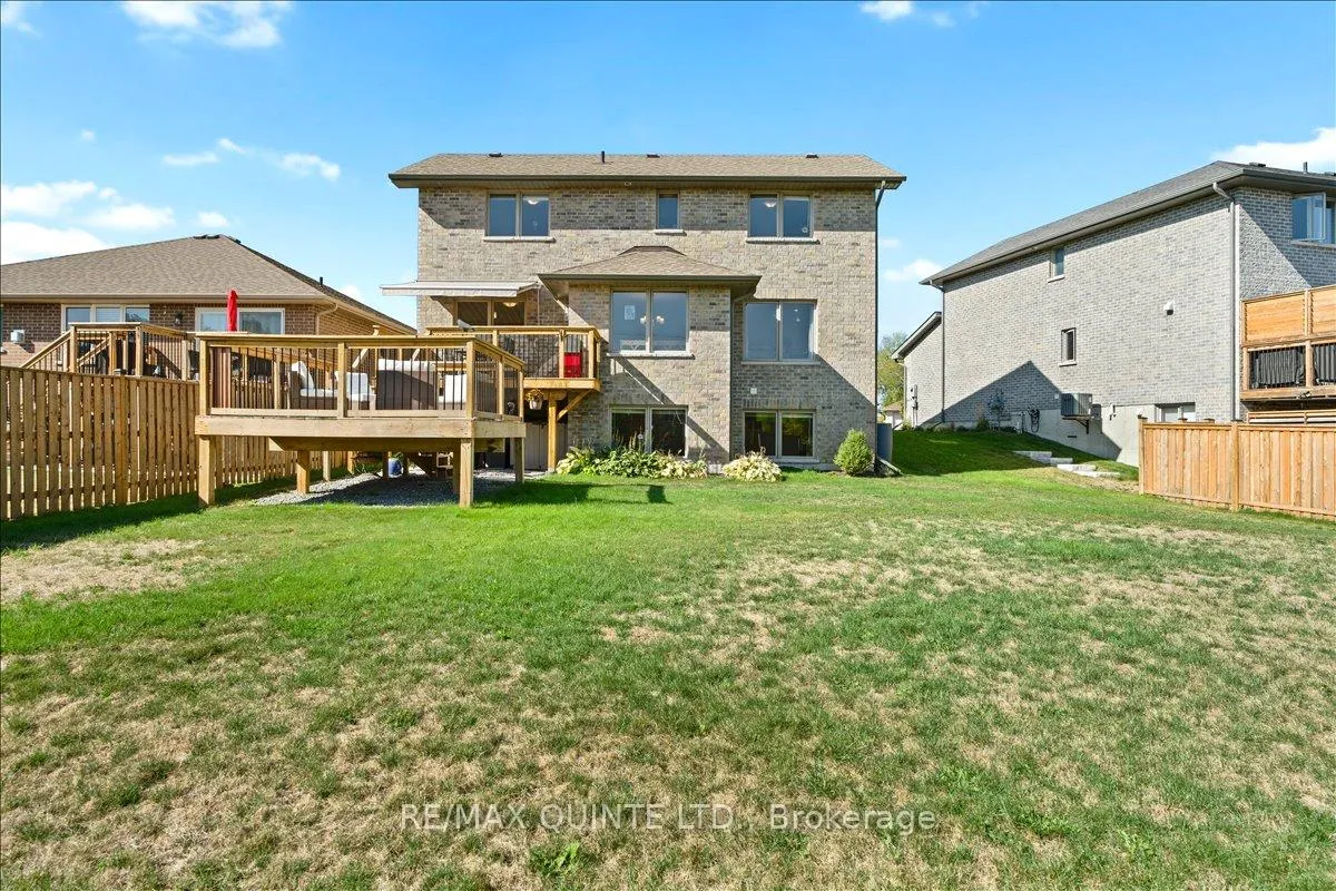 Photo 42 of 6 Granby Court, Belleville, Belleville Ward — HOMEH