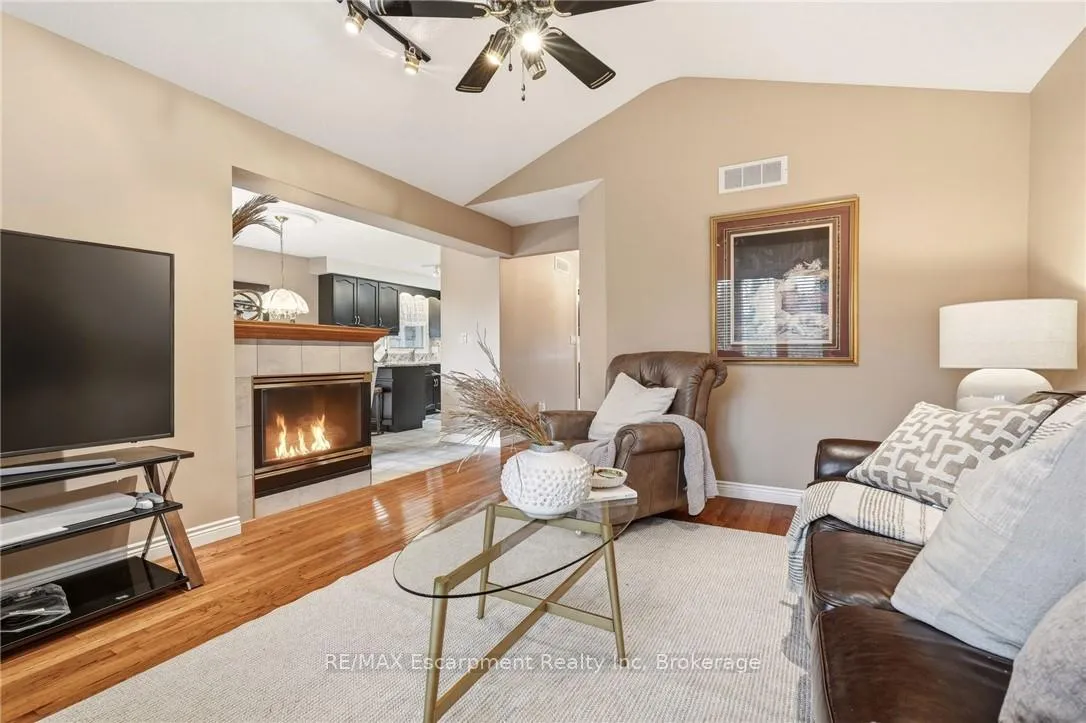 Photo 19 of 1156 Augustus Drive, Burlington, Brant — HOMEH