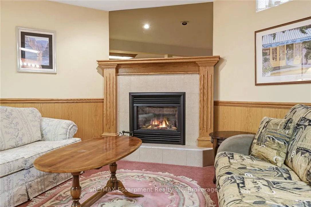 Photo 33 of 1156 Augustus Drive, Burlington, Brant — HOMEH