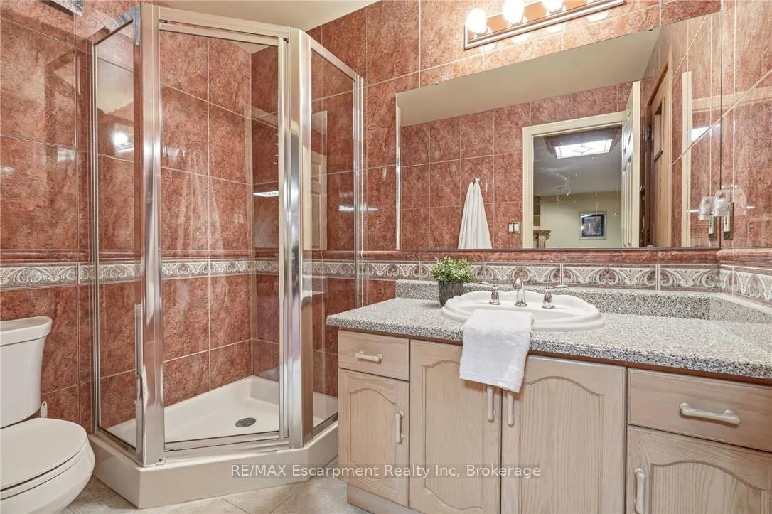 Photo 40 of 1156 Augustus Drive, Burlington, Brant — HOMEH