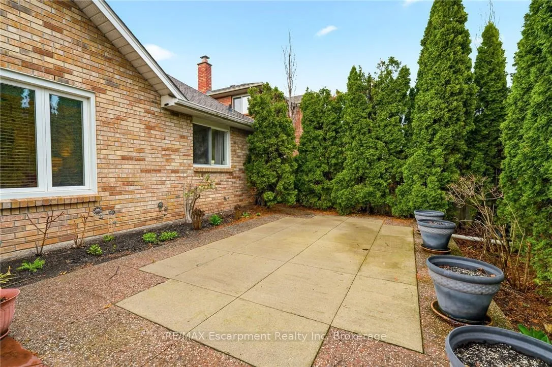 Photo 47 of 1156 Augustus Drive, Burlington, Brant — HOMEH