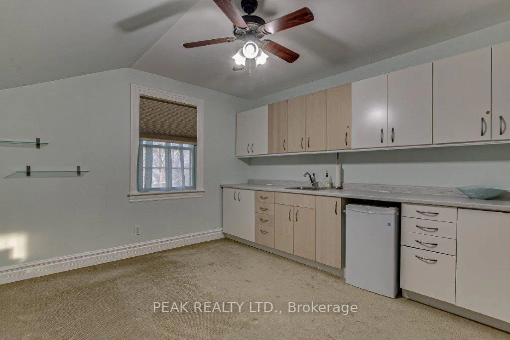 Photo 15 of Unit A, 2 Queen Street, Brant, Oakland — HOMEH