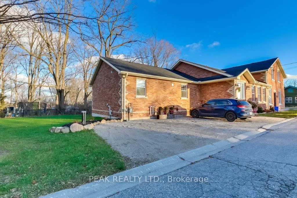 Photo 30 of Unit A, 2 Queen Street, Brant, Oakland — HOMEH
