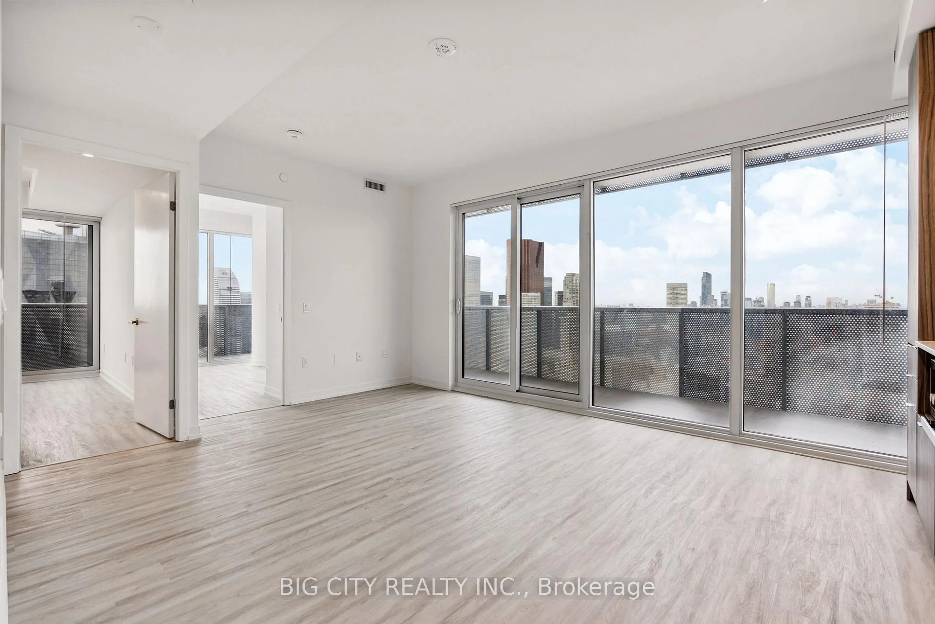 Photo 17 of Unit 6001, 55 Cooper Street, Toronto, Waterfront Communities — HOMEH