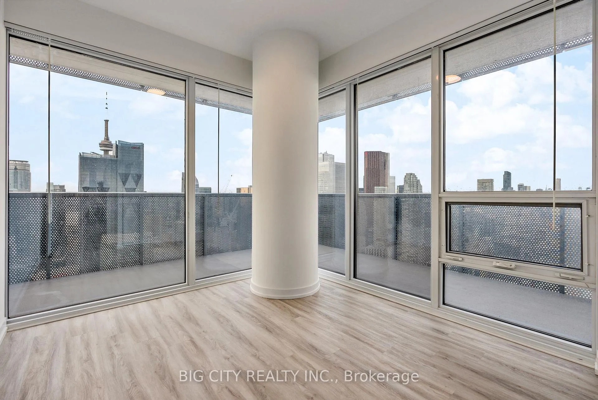 Photo 18 of Unit 6001, 55 Cooper Street, Toronto, Waterfront Communities — HOMEH