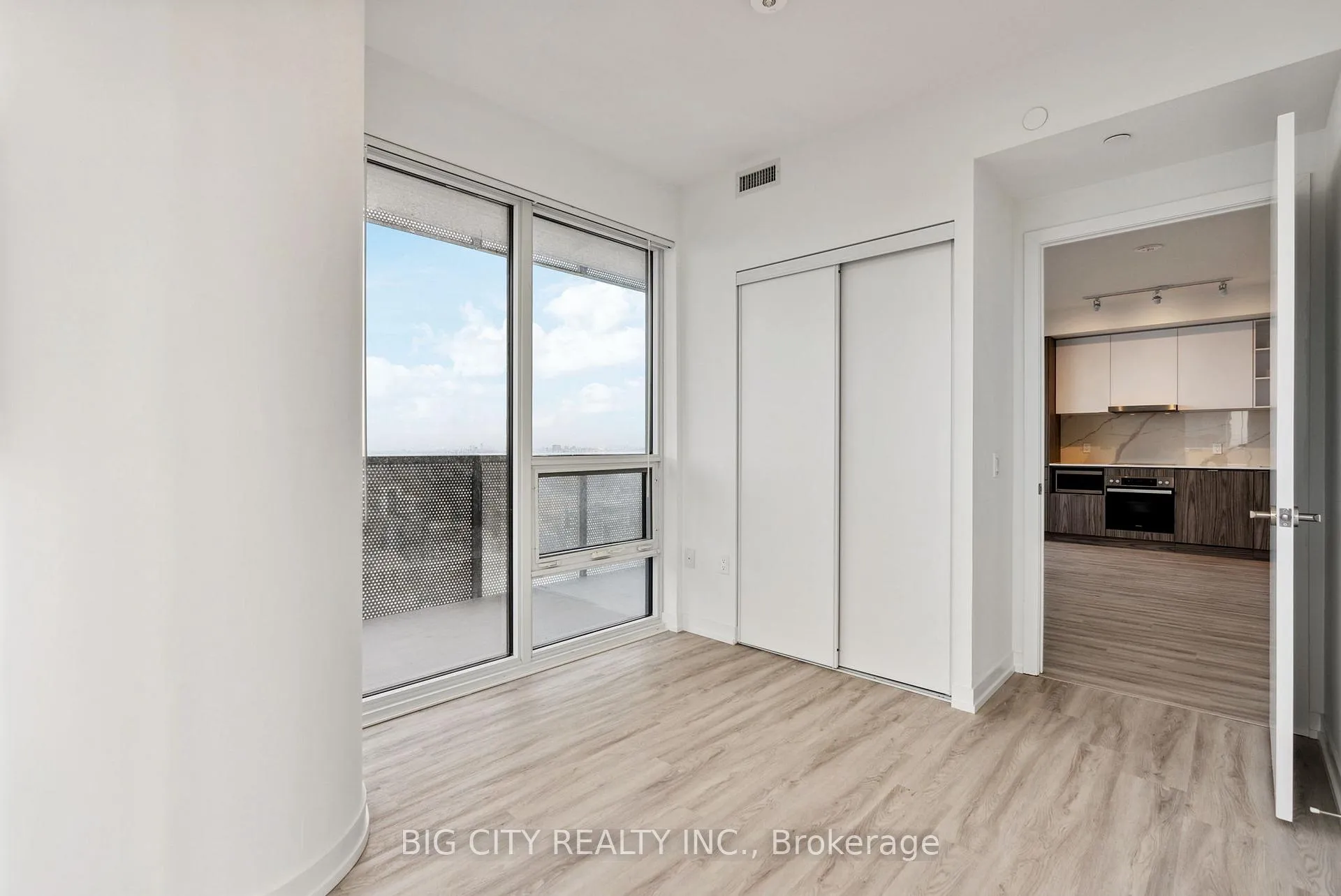 Photo 19 of Unit 6001, 55 Cooper Street, Toronto, Waterfront Communities — HOMEH