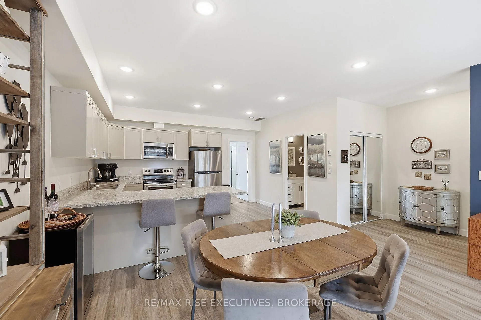Photo 3 of Unit 301, 809 Development Drive, Kingston, South of Taylor-Kidd Blvd — HOMEH