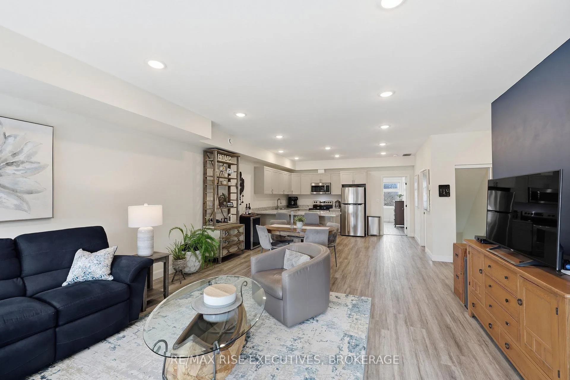 Photo 4 of Unit 301, 809 Development Drive, Kingston, South of Taylor-Kidd Blvd — HOMEH