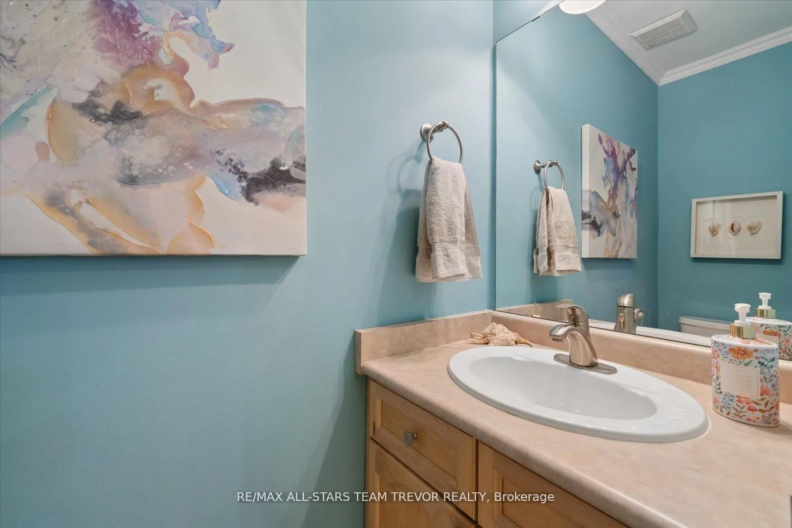 Photo 15 of 6 Joliette Place, Georgina, Keswick North — HOMEH