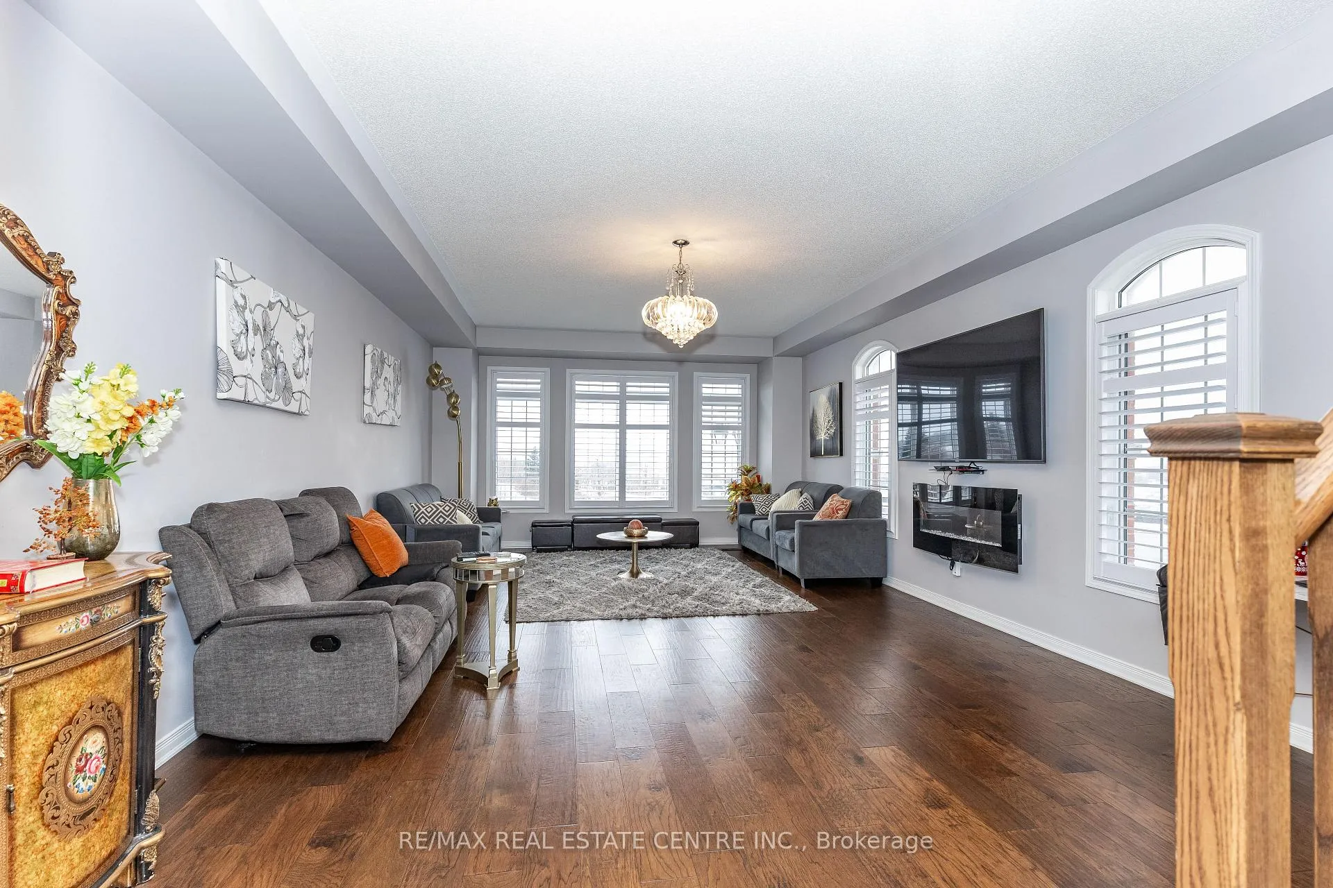 Photo 15 of 10 Harper Hill Drive, Ajax, Northeast Ajax — HOMEH