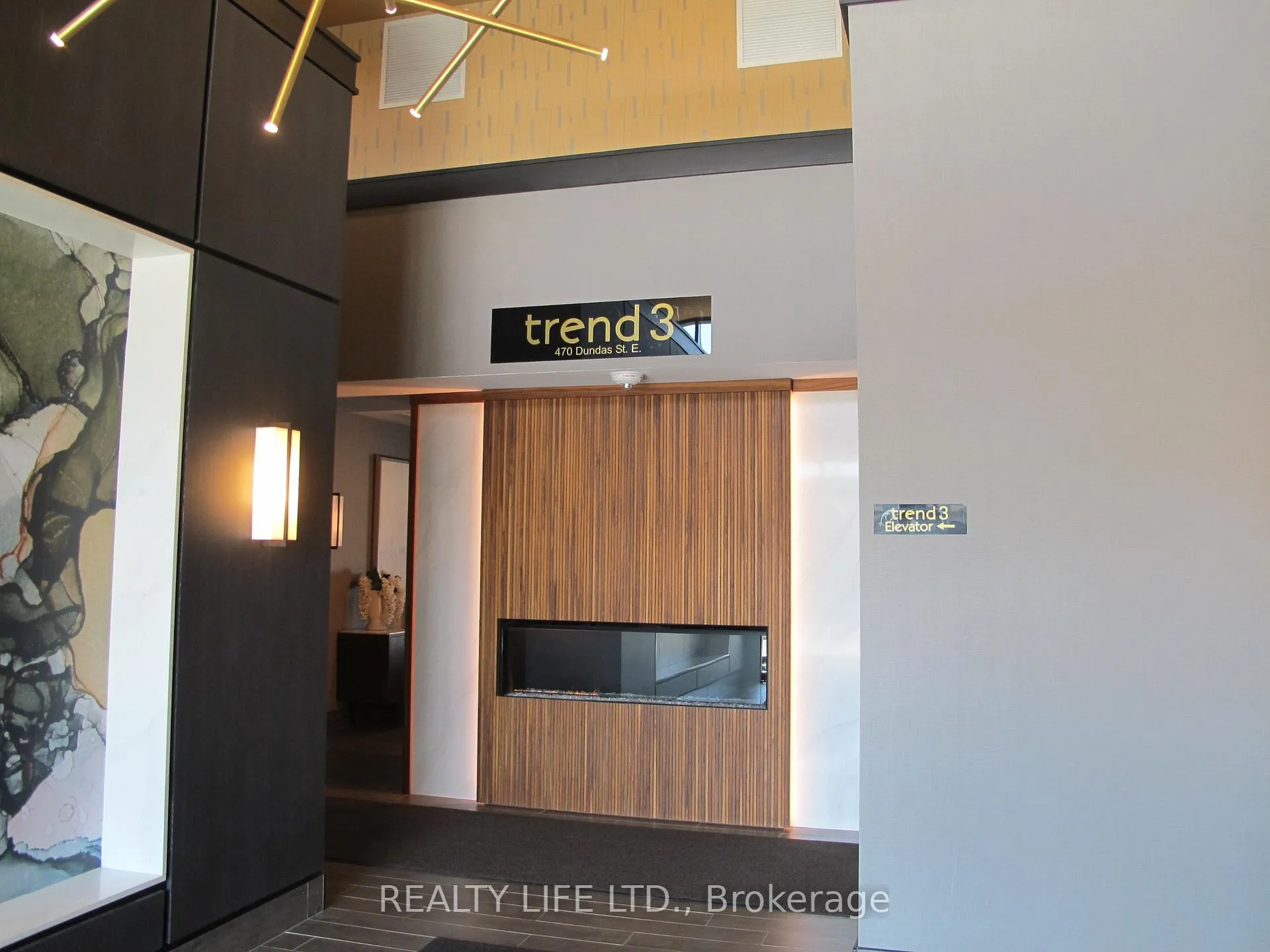 Photo 3 of Unit 1106, 470 Dundas Street E, Hamilton, Waterdown — HOMEH