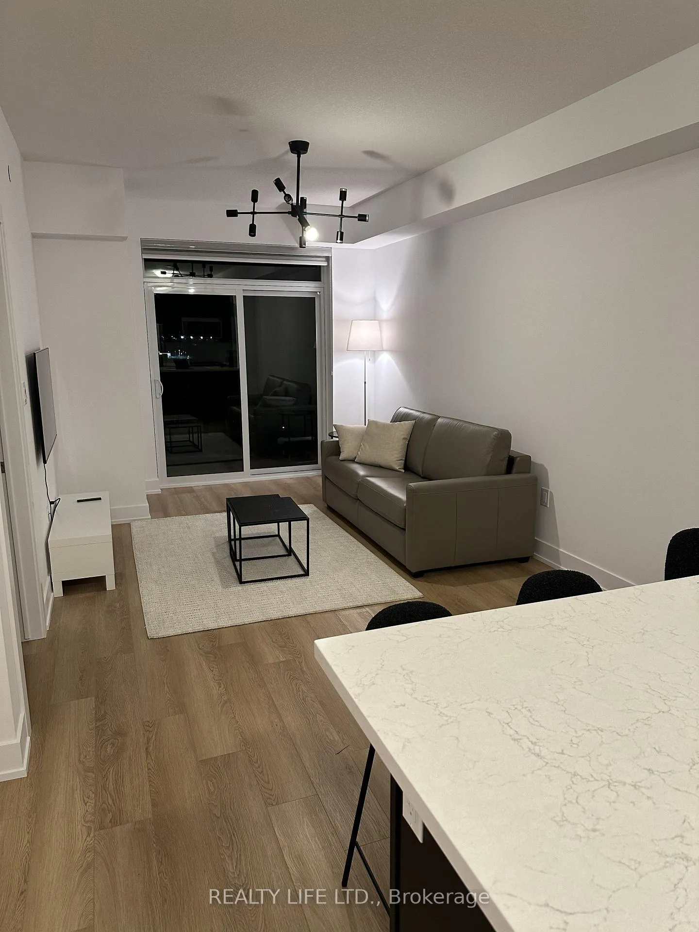 Photo 9 of Unit 1106, 470 Dundas Street E, Hamilton, Waterdown — HOMEH