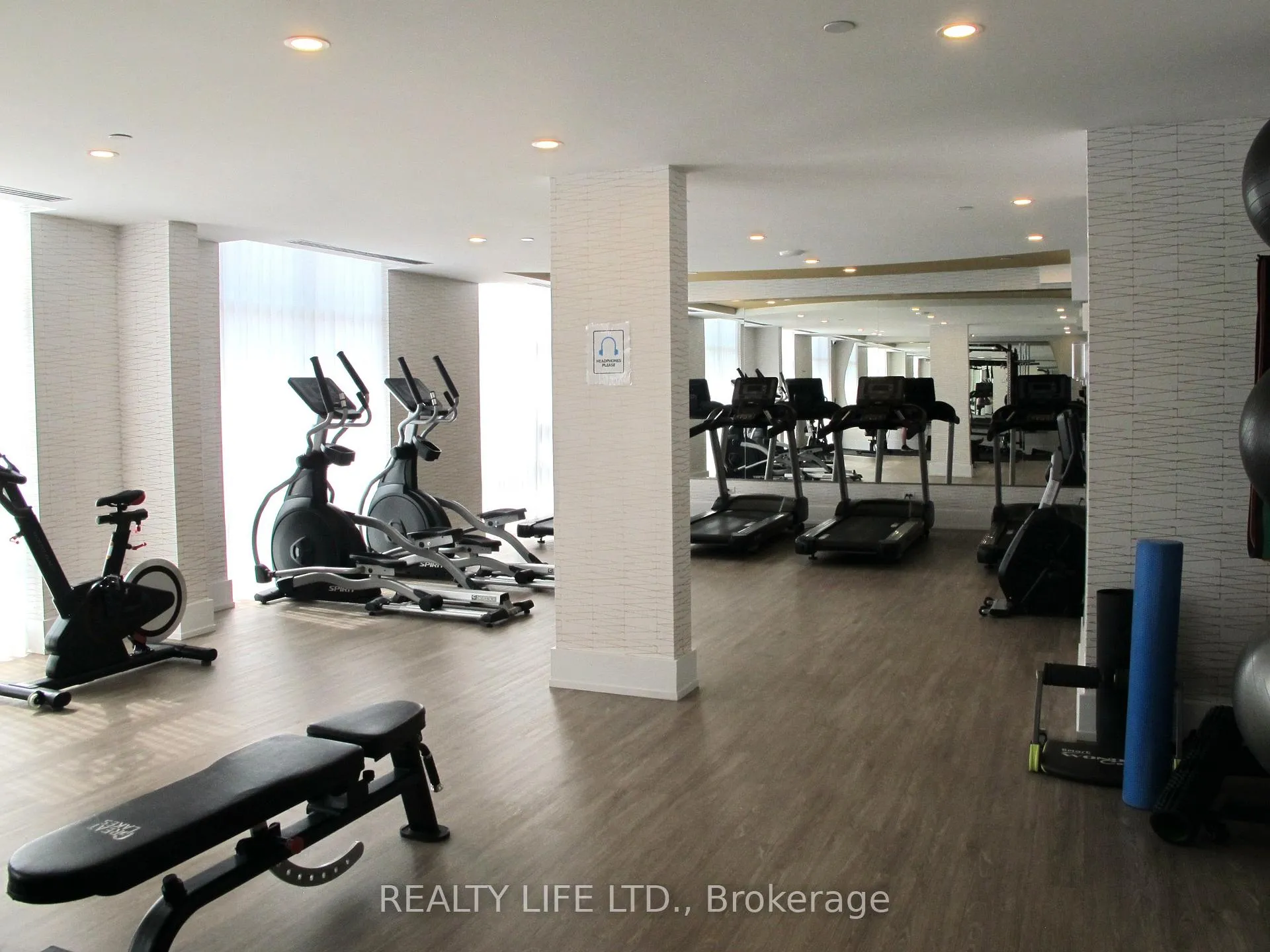 Photo 26 of Unit 1106, 470 Dundas Street E, Hamilton, Waterdown — HOMEH