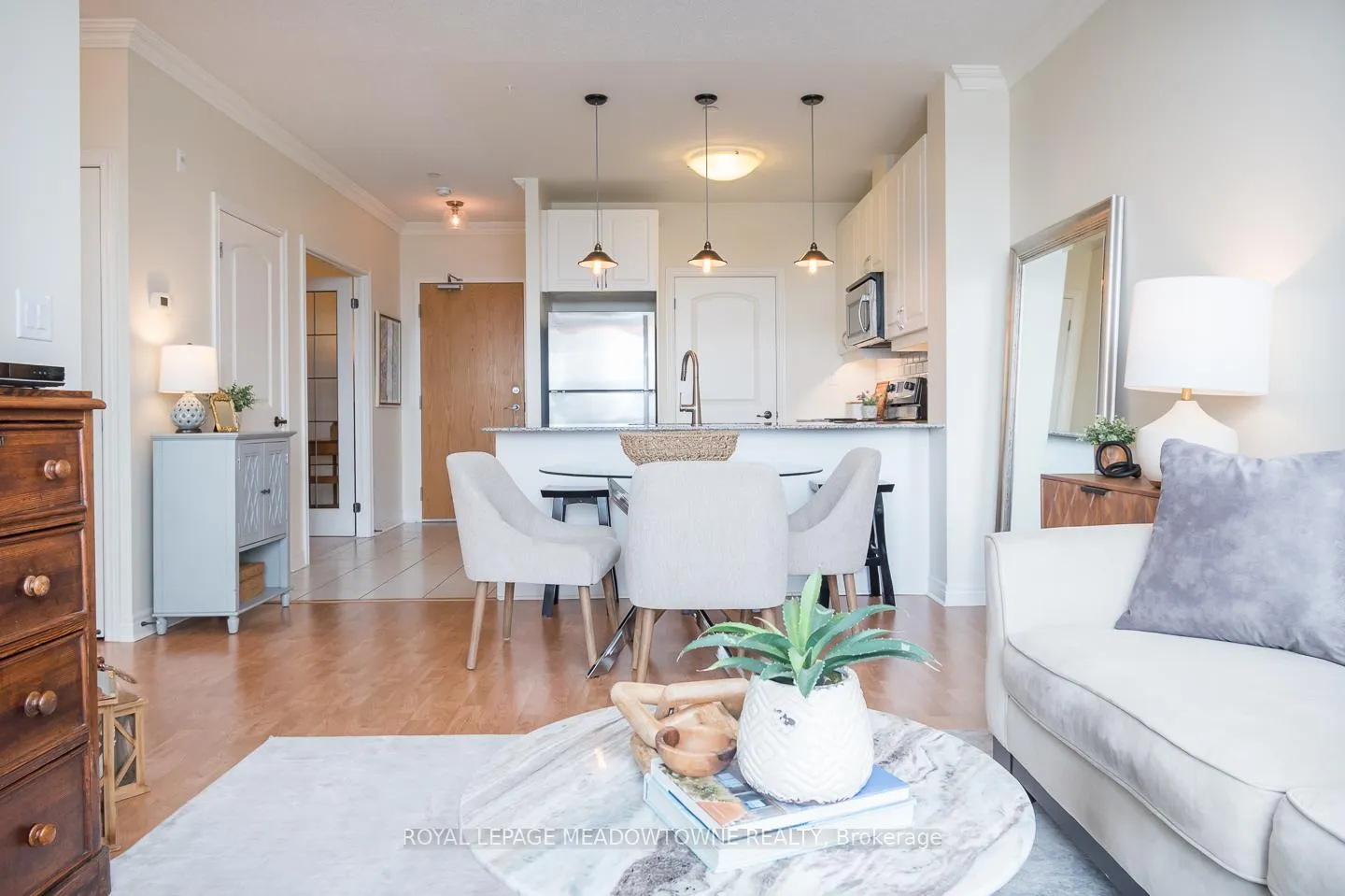 Photo 3 of Unit 609, 383 Main Street E, Milton, Old Milton — HOMEH