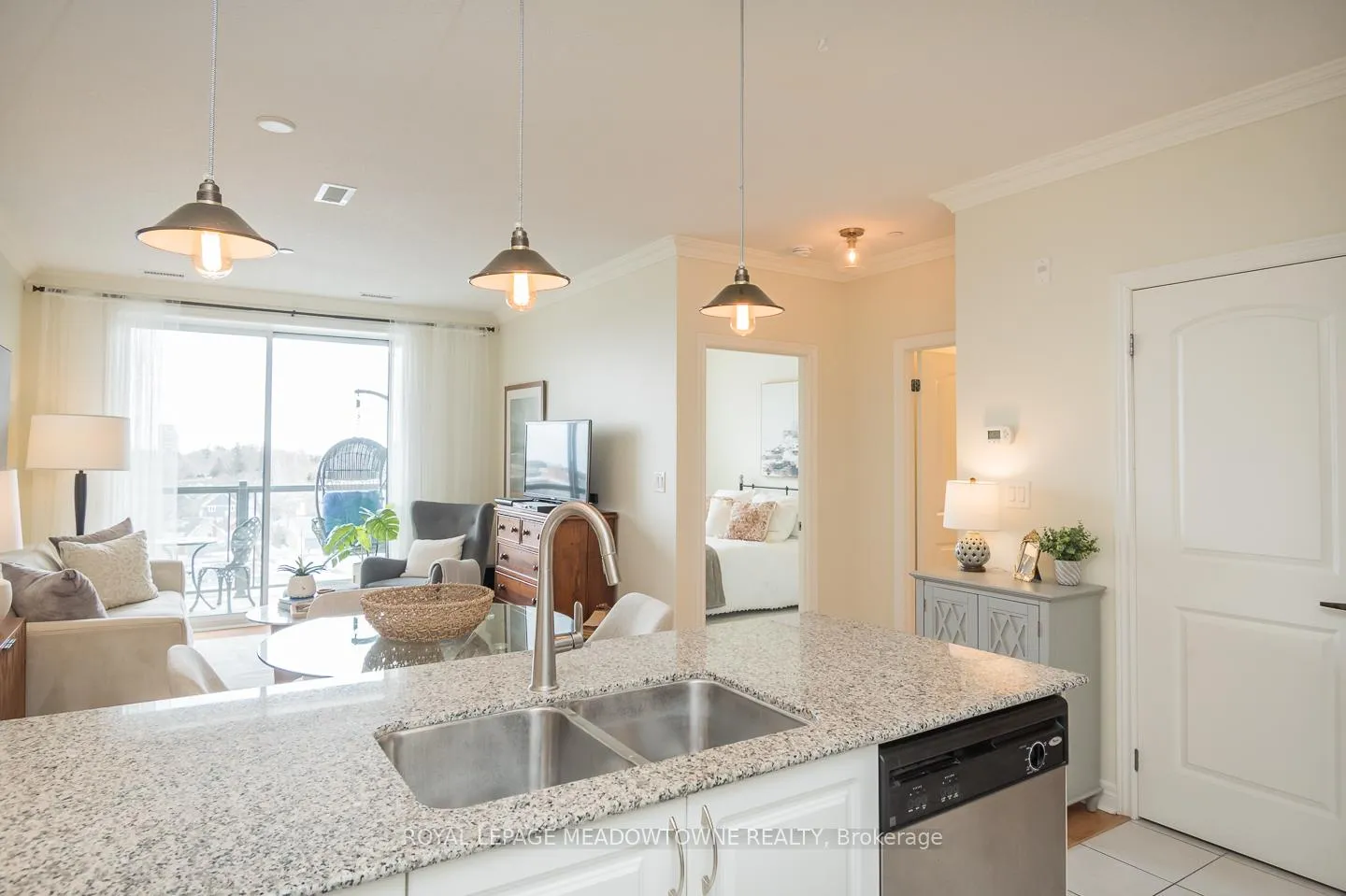 Photo 11 of Unit 609, 383 Main Street E, Milton, Old Milton — HOMEH