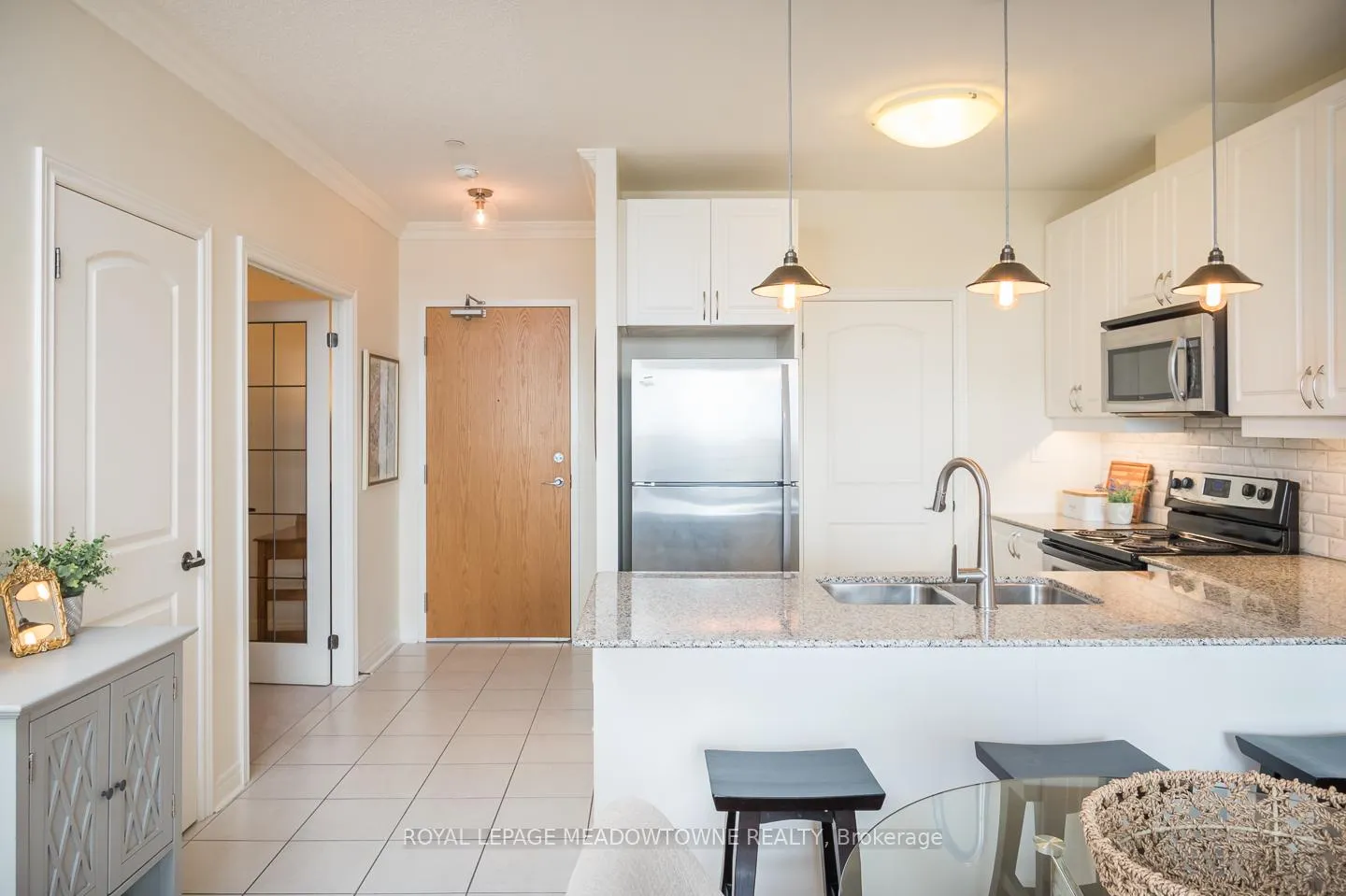 Photo 12 of Unit 609, 383 Main Street E, Milton, Old Milton — HOMEH