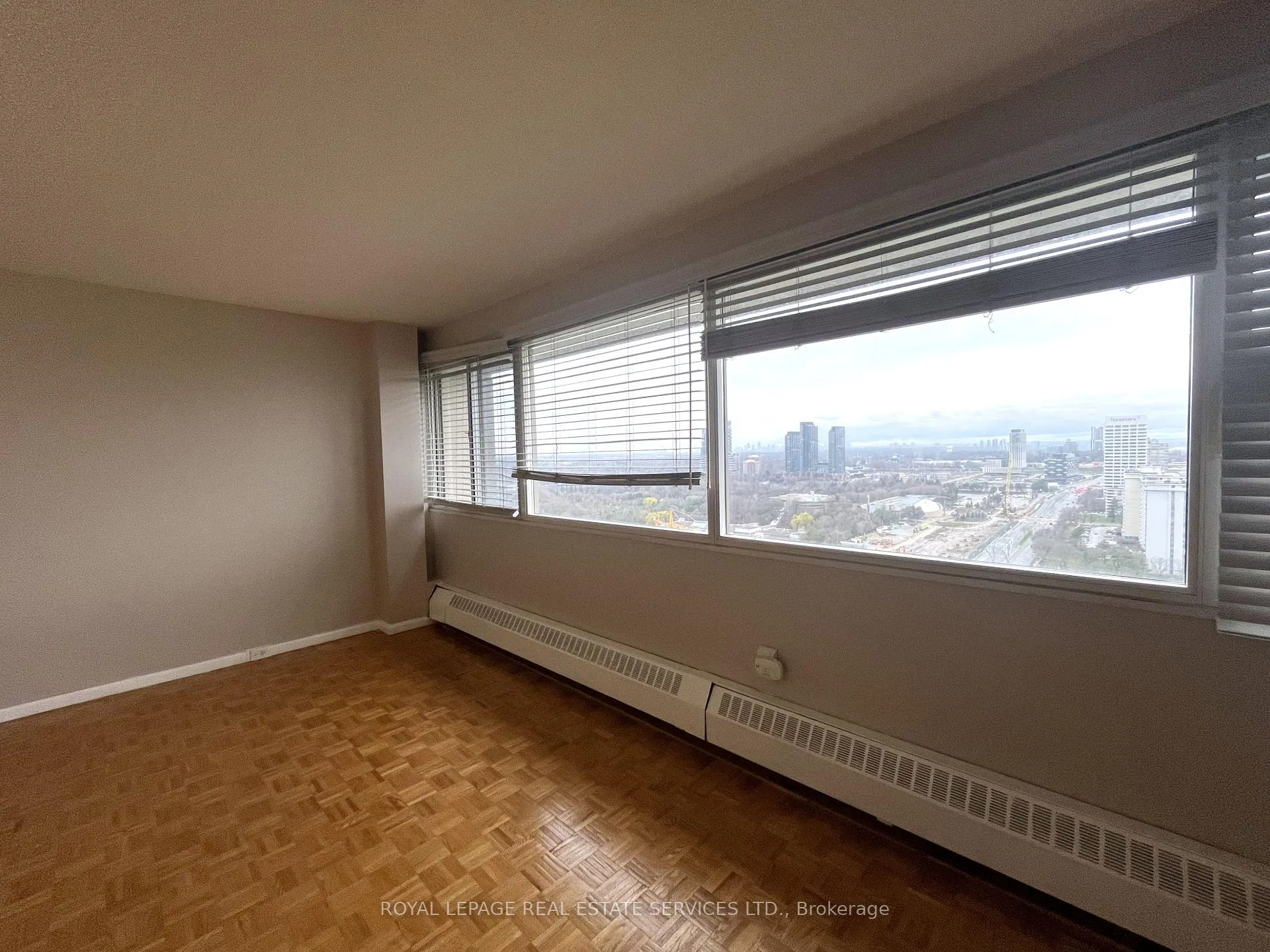Photo 9 of Unit 2707, 735 Don Mills Road, Toronto, Flemingdon Park — HOMEH