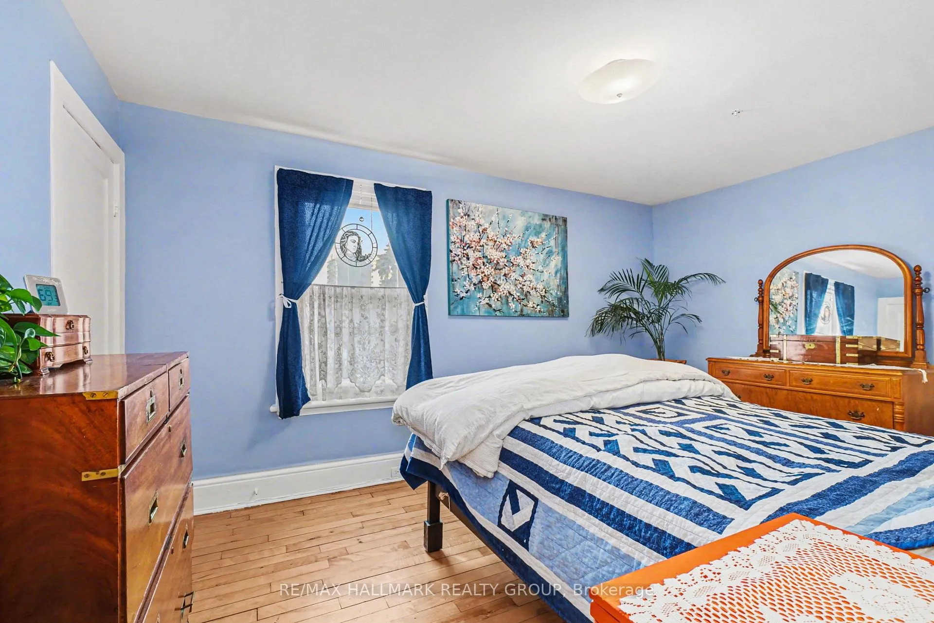 Photo 14 of 115 Hamilton Avenue N, Ottawa, Ottawa West — HOMEH
