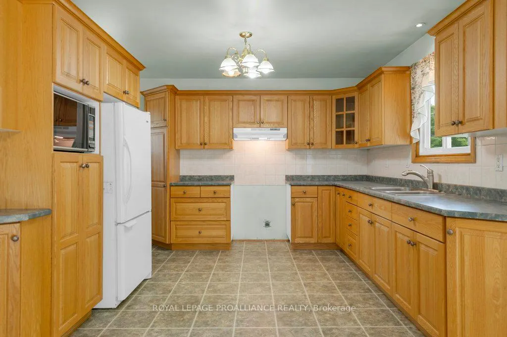 Photo 12 of 184 Bethel Road, Belleville, Thurlow Ward — HOMEH