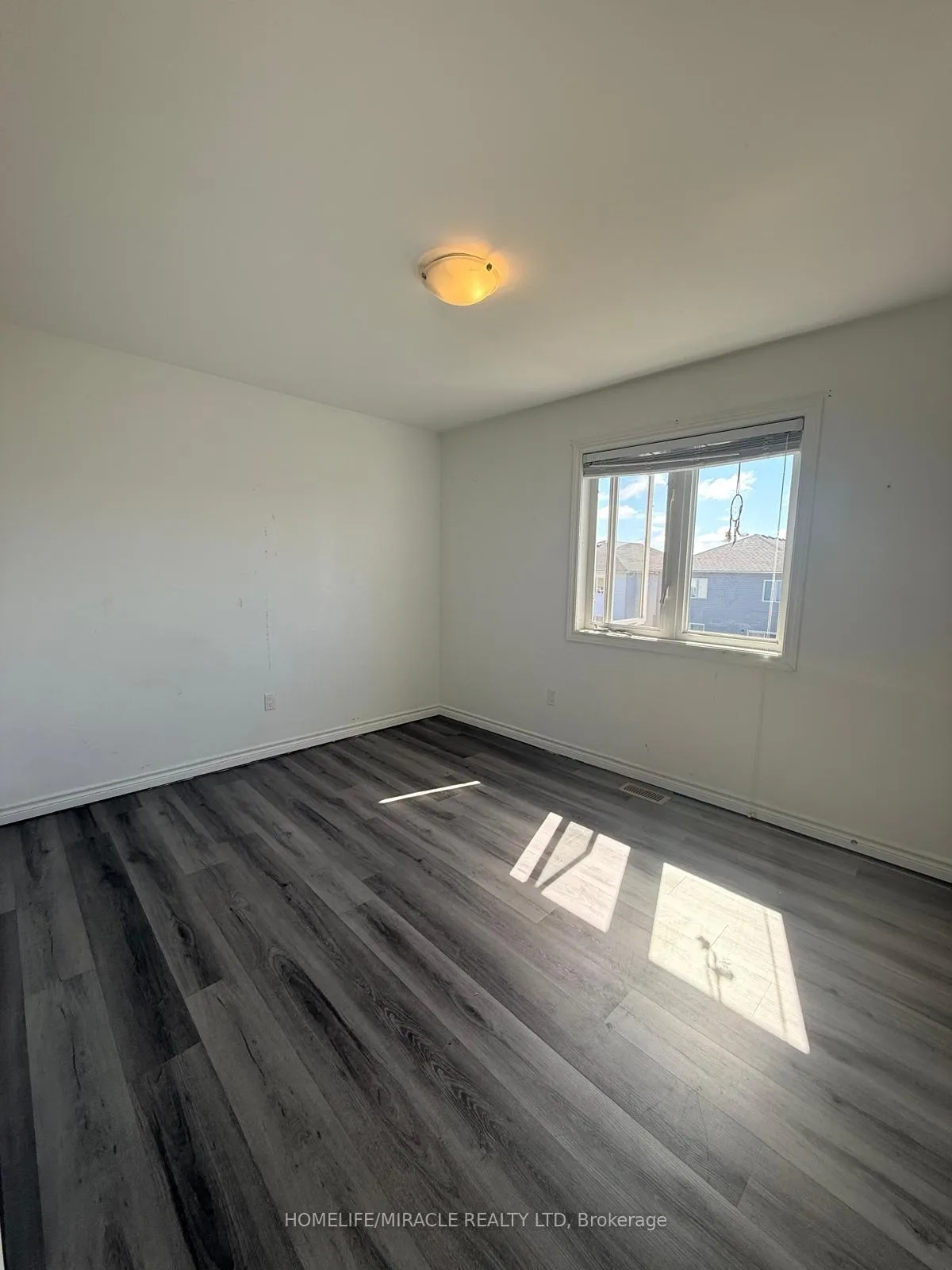 Photo 22 of 43 Brennan Crescent, Loyalist, Odessa — HOMEH