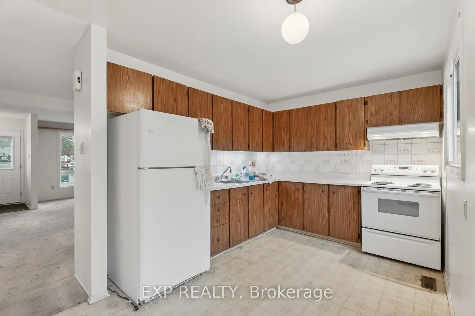 Photo 10 of 235 Teal Crescent, Ottawa, Chatelaine Village — HOMEH