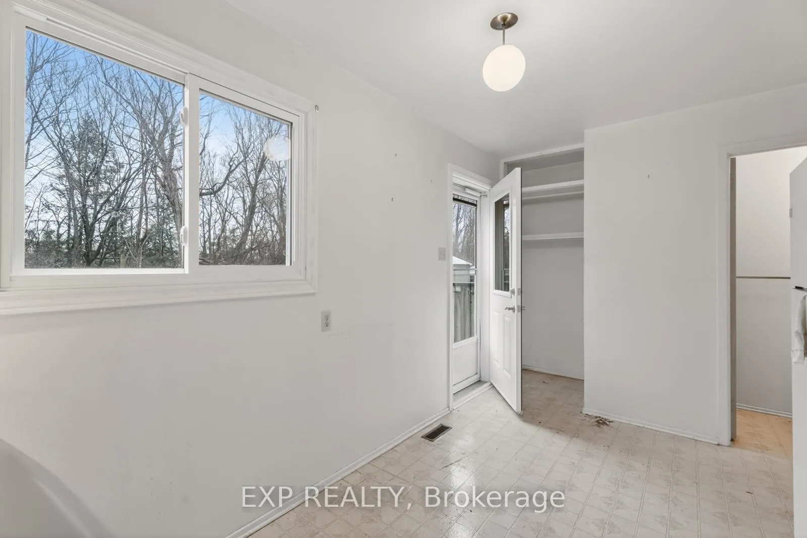 Photo 11 of 235 Teal Crescent, Ottawa, Chatelaine Village — HOMEH
