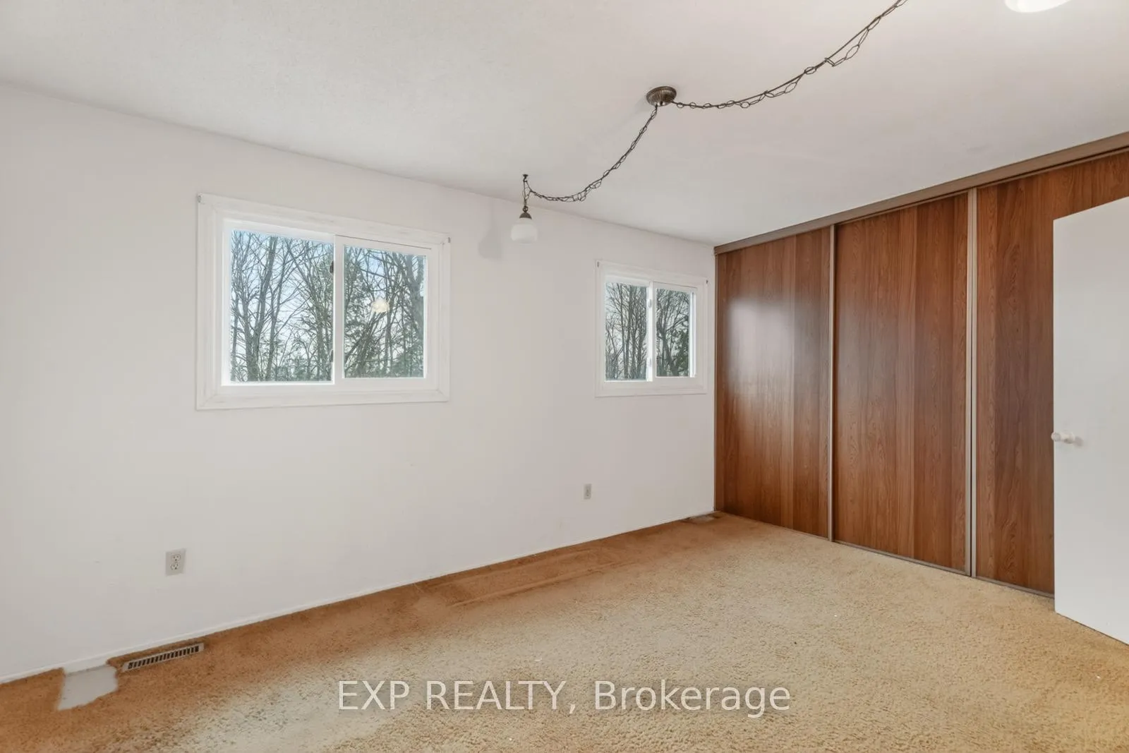 Photo 19 of 235 Teal Crescent, Ottawa, Chatelaine Village — HOMEH