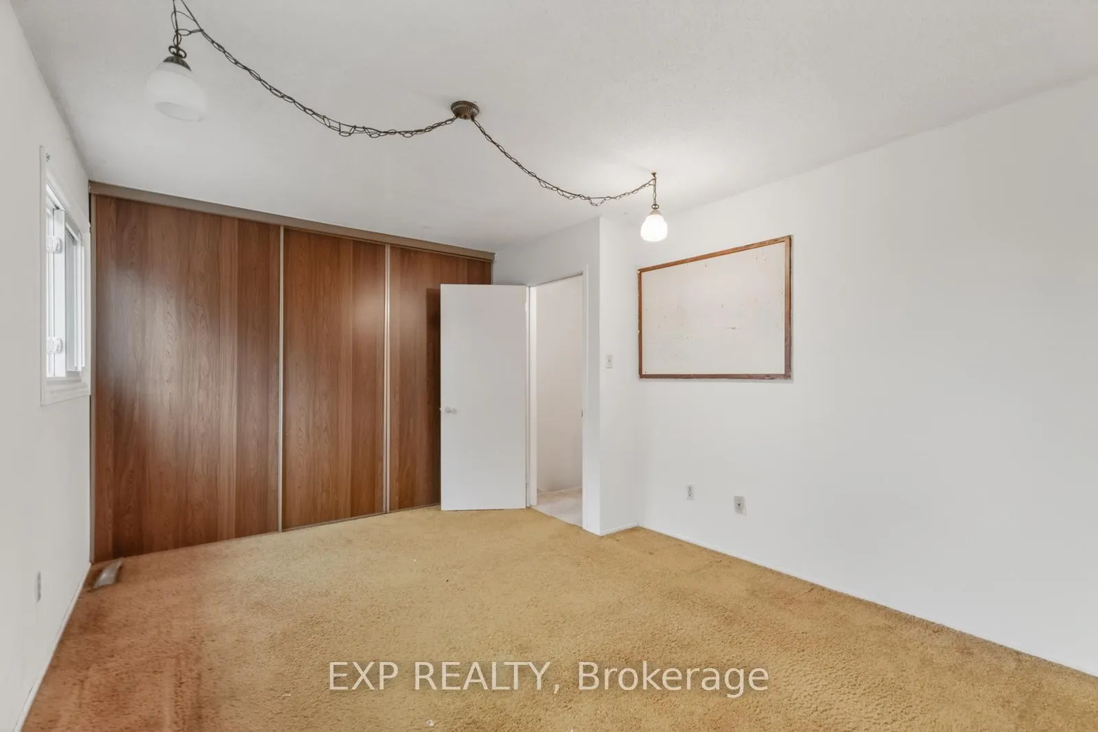 Photo 20 of 235 Teal Crescent, Ottawa, Chatelaine Village — HOMEH