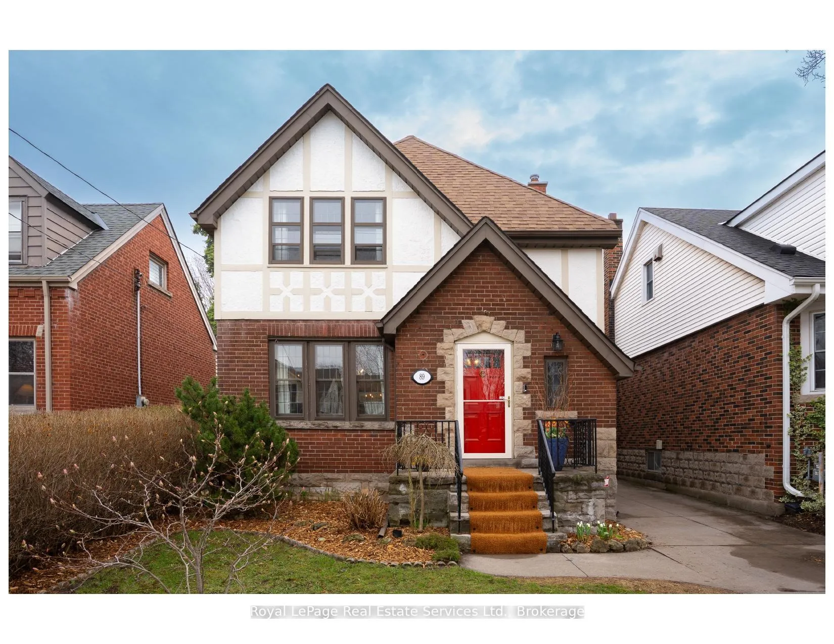 Photo 1 of 89 Edgemont Street S, Hamilton, Delta — HOMEH
